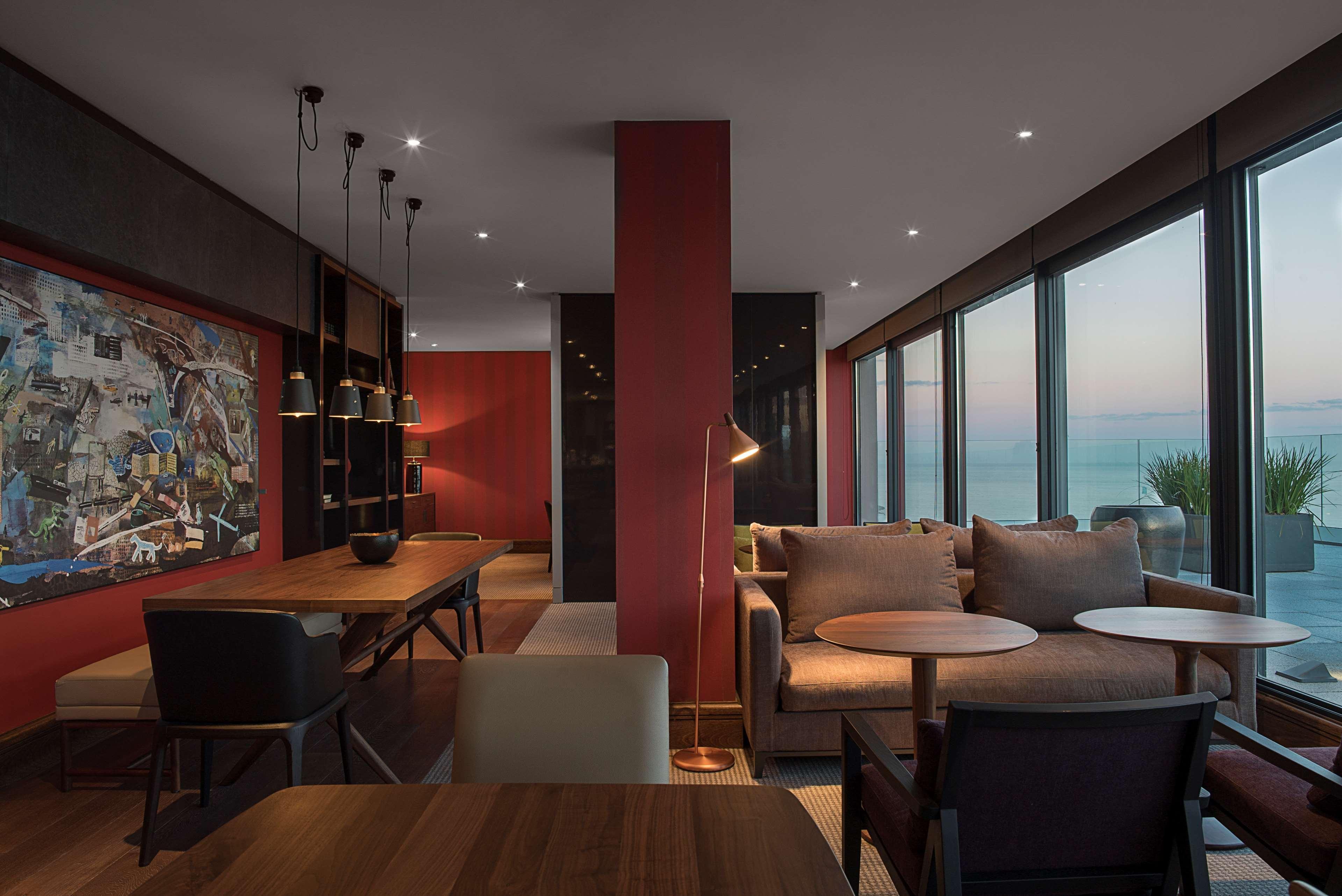 Hotel Hyatt Centric Montevideo Exterior foto The Club at Athens Airport